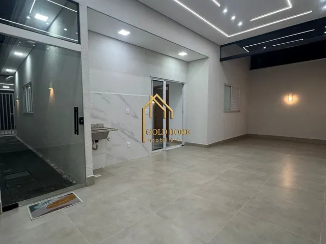 Imagem: A casa em condomínio possui 3 Dormitórios, 1 Suíte, 2