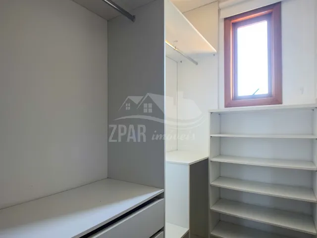 Imagem 11: Casa à Venda no Condomínio Ipanema Mountain Ville com 3 Suítes e Piscina na Zona Sul