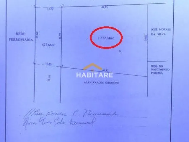 Imagem 4: Terreno de esquina com 1.572 m2 no centro de Ibirité
