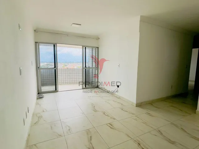 Imagem: O apartamento possui 2 Dormitórios, 1 Suíte, 3 Banheiros,