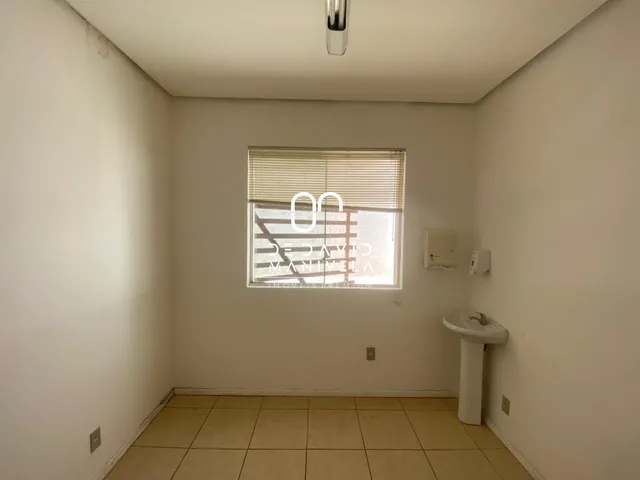 Imagem 11: Loja Comercial disponível para locação e venda localizada no bairro Centro
