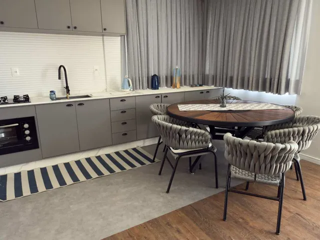 Imagem 15: Casa À Venda em Bombinhas, Morrinhos, com 2 Quartos, 100M²