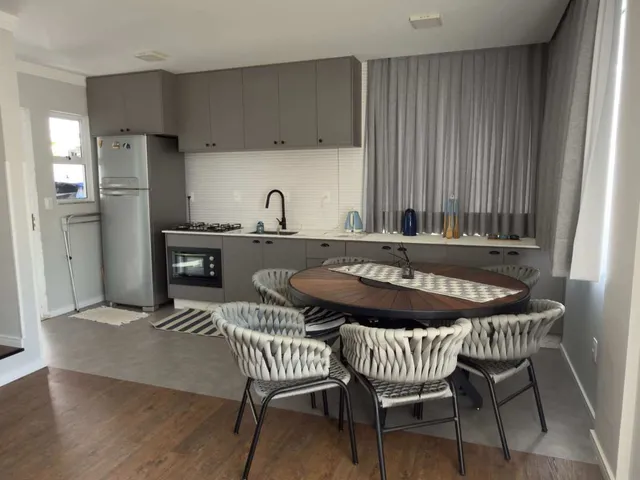 Imagem 16: Casa À Venda em Bombinhas, Morrinhos, com 2 Quartos, 100M²