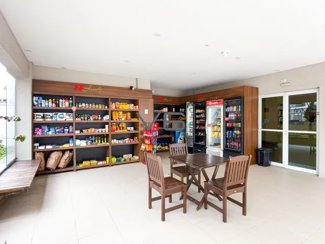 Imagem 5: Apartamento Padrão com 3 quartos, 1 vaga de garagem, 79m² privativos, no Portão