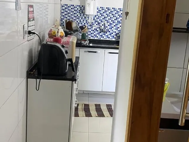 Imagem 3: Apartamento de 2 quartos e varanda em Bento Ribeiro - Rua Divisória