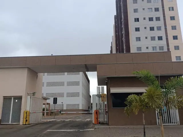 Imagem: O apartamento possui 2 Dormitórios, 1 Banheiro, 1 Vaga na