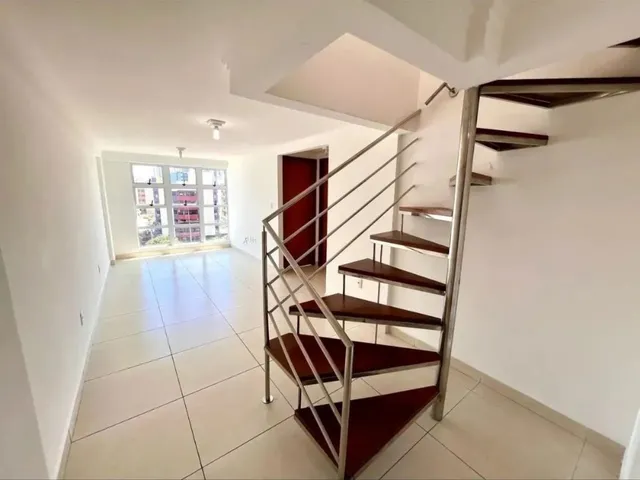 Imagem: O apartamento na cobertura possui 2 Dormitórios, 1 Suíte,