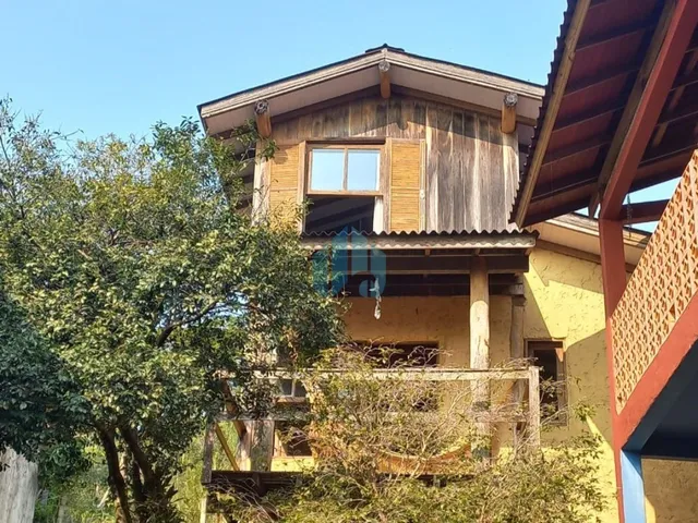 Imagem 15: Duas Casas em Amplo Terreno, com Bela Vista p/ Mar, a 900 m da Praia da Gamboa, Gamboa