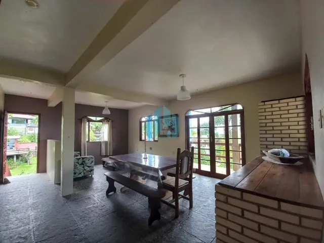 Imagem 7: Duas Casas em Amplo Terreno, com Bela Vista p/ Mar, a 900 m da Praia da Gamboa, Gamboa