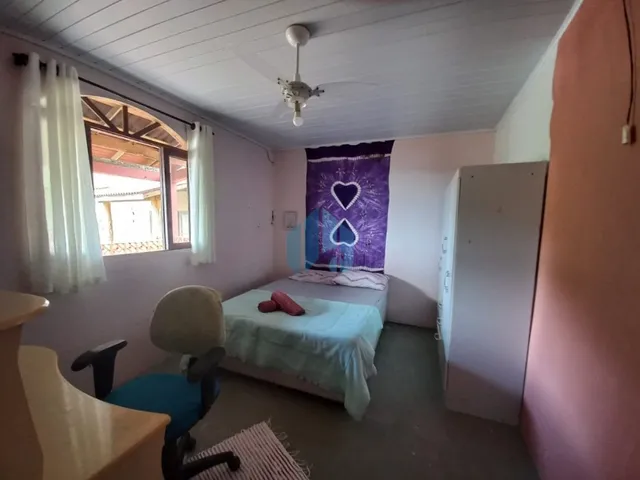 Imagem 5: Duas Casas em Amplo Terreno, com Bela Vista p/ Mar, a 900 m da Praia da Gamboa, Gamboa