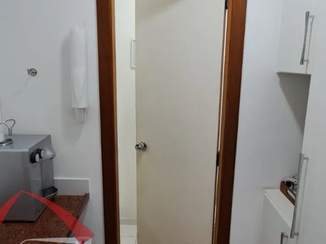 Imagem 8: Sala Comercial com 33m²