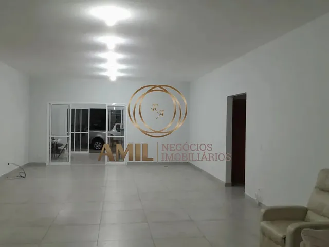 Imagem 15: RA AMIL, Aluga, Casa Térrea, 03 Suítes, 350m², Piscina e Área gourmet e Quintal