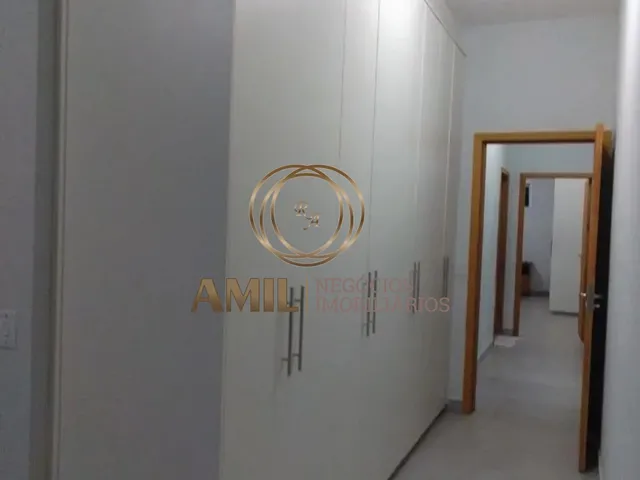 Imagem 13: RA AMIL, Aluga, Casa Térrea, 03 Suítes, 350m², Piscina e Área gourmet e Quintal