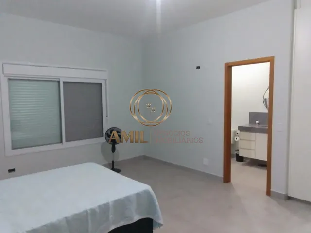 Imagem 6: RA AMIL, Aluga, Casa Térrea, 03 Suítes, 350m², Piscina e Área gourmet e Quintal