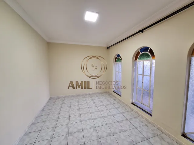 Imagem 2: RA AMIL Vende Casa Térrea Planejada, 04 Quartos sendo 01 Suíte, 140m², Edicula, Bosque