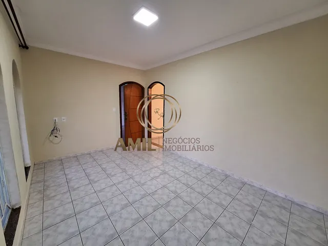 Imagem 6: RA AMIL Vende Casa Térrea Planejada, 04 Quartos sendo 01 Suíte, 140m², Edicula, Bosque