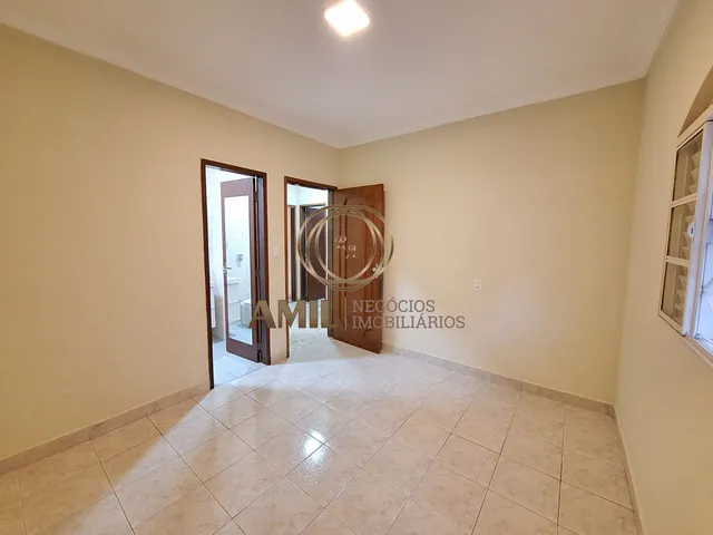 Imagem 8: RA AMIL Vende Casa Térrea Planejada, 04 Quartos sendo 01 Suíte, 140m², Edicula, Bosque