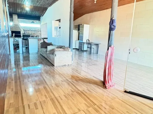 Imagem 16: Casa com 3 dormitórios e piscina