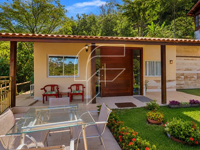 Imagem: Casa de 4 quartos, lazer privativo com piscina