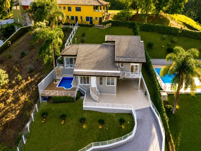 Imagem: CASA SOBRADO À VENDA - CONDOMÍNIO SERRA