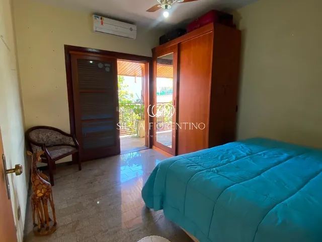 Imagem 15: Casa de Luxo À Venda na Vila Costa, Taubaté-Sp: 5 Quartos, 2 Suítes, 3 Banheiros, 4 Vagas de Garagem, 264M² de Área!