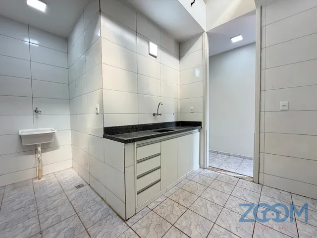 Imagem 2: CLN 201 BLOCO B APARTAMENTO 114 - DE CANTO - AMPLO - ÓTIMO LOCAL CENTRAL AO LADO BANCO