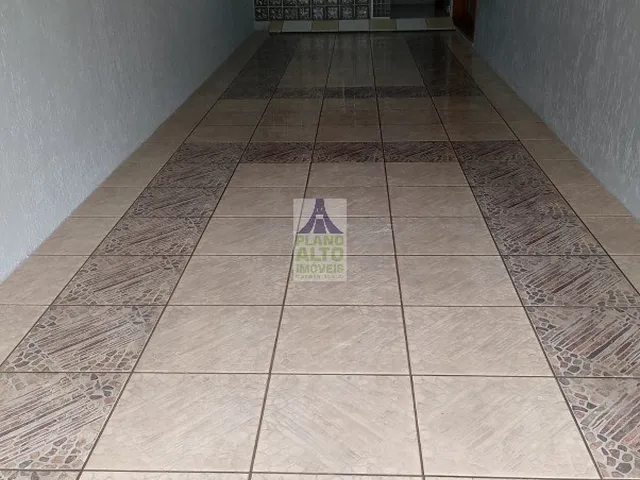 Imagem 2: Sobrado semi mobiliado, com 03 dormitórios (01 suíte) 02 vagas para Venda - Bairro