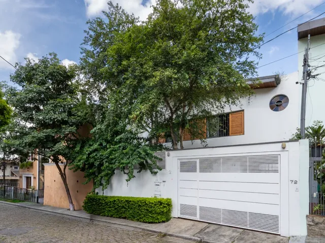 Imagem: Casa À Venda no Bairro Campo Belo em São