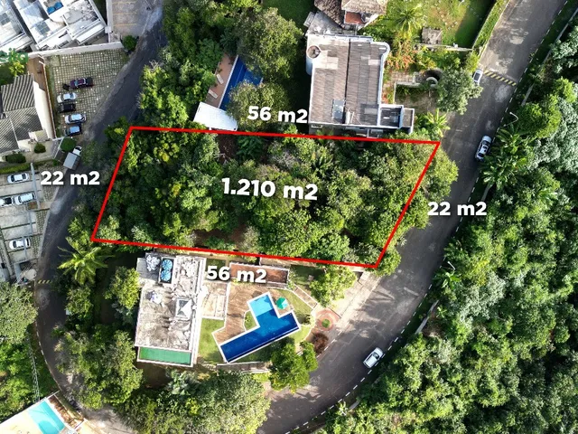 Imagem: Terreno em Patamares de 1.210m² a 2.2 km