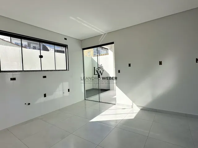 Imagem 8: Sobrado 3 Dormitórios - 1 Suíte - São José - SC