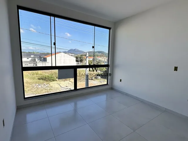 Imagem 10: Sobrado 3 Dormitórios - 1 Suíte - São José - SC