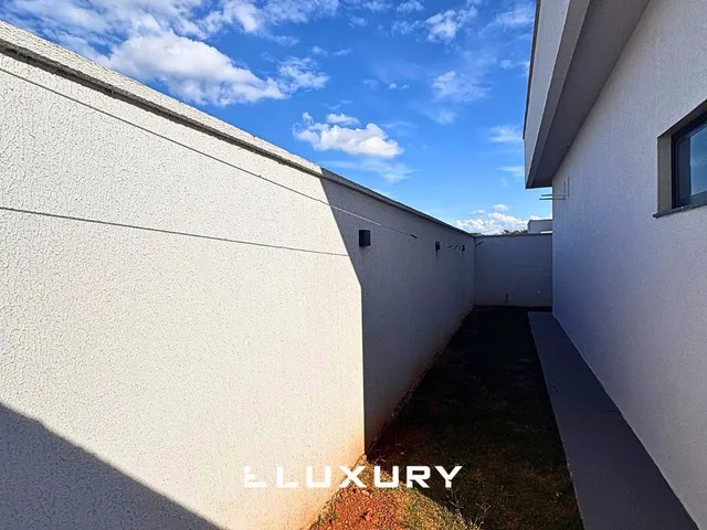 Imagem 15: Casa Alto Padrão com 3 Suítes e Piscina no Terras Alpha I