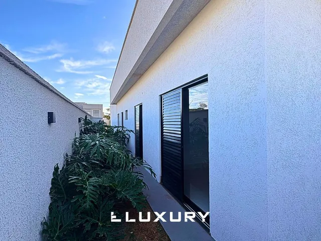Imagem 14: Casa Alto Padrão com 3 Suítes e Piscina no Terras Alpha I
