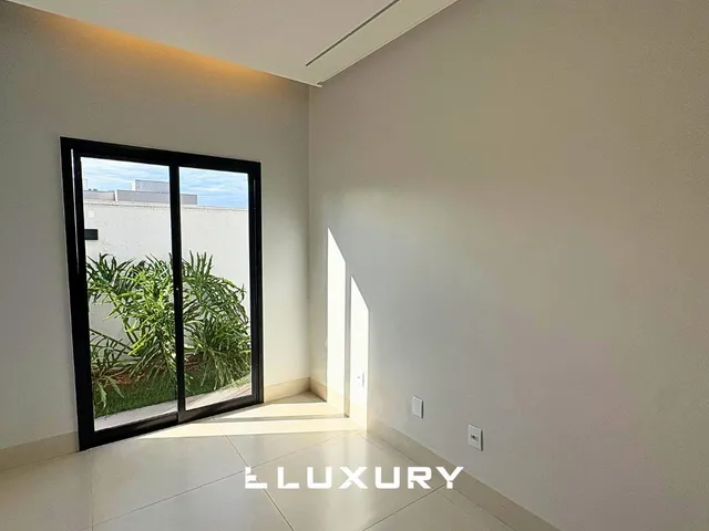 Imagem 13: Casa Alto Padrão com 3 Suítes e Piscina no Terras Alpha I