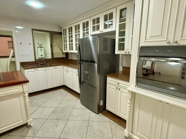 Imagem 5: Apartamento frente para o mar, 300m², 4 suítes, 2 vagas, amplo e arejado