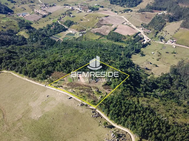 Imagem: Terreno rural com 2 hectares e energia elétrica