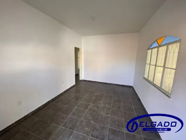 Imagem 8: DELGADO aluga CASA INDEPENDENTE com 2 quartos, GARAGEM COBERTA e quintal em Ampliação