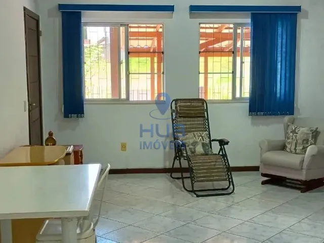 Imagem 7: Casa com 3 dormitórios e 2 vagas de garagem em São José/SC