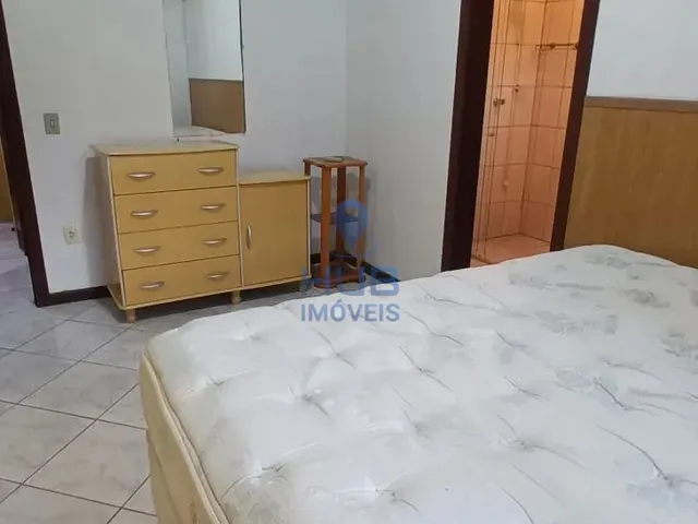 Imagem 10: Casa com 3 dormitórios e 2 vagas de garagem em São José/SC