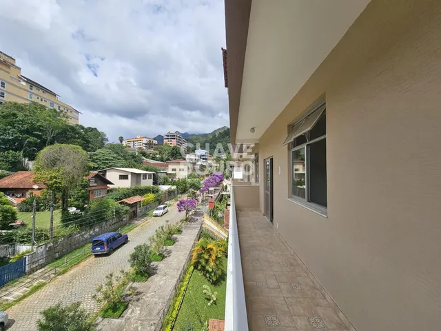 Imagem 14: Apartamento de 2 quartos + dependência, varanda, 2 vagas e elevador