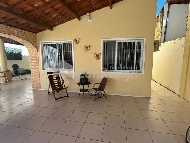 Imagem 3: Casa Duplex a Venda na Parquelândia em Fortaleza/CE