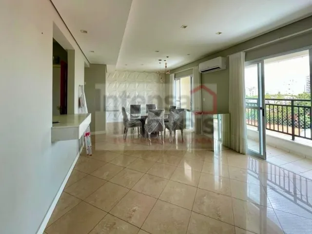 Imagem: O apartamento possui 3 Dormitórios, 1 Suíte, 1 Banheiro,