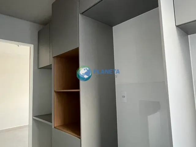 Imagem 4: Apartamento com planejados 2 Quartos - sendo uma suíte 2 Banhos 1 Vaga coberta
