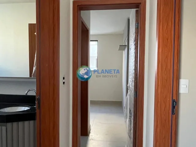 Imagem 11: Apartamento com planejados 2 Quartos - sendo uma suíte 2 Banhos 1 Vaga coberta