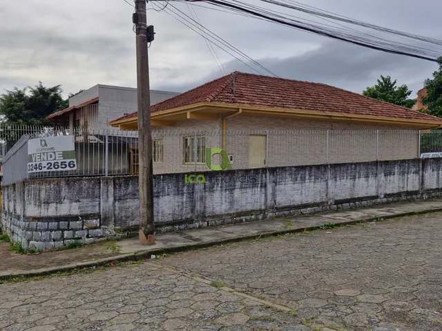 Imagem 7: Casa de Esquina com 3 Dormitórios e Edícula no Jardim Atlântico
