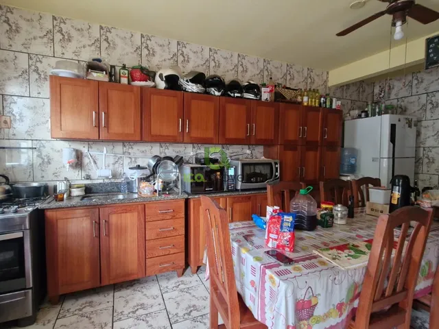 Imagem 10: Casa de Esquina com 3 Dormitórios e Edícula no Jardim Atlântico