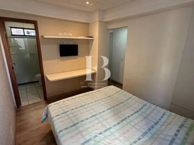 Imagem 14: Apartamento À Venda Todo Mobiliado com 74M² em Aflitos, Recife/Pe