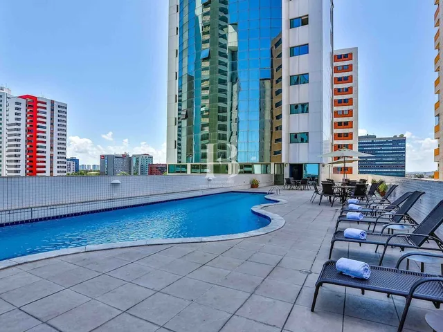 Imagem 10: Flat Localizado na charmosa Av. Boa Viagem, esse apartamento é a escolha perfeita para
