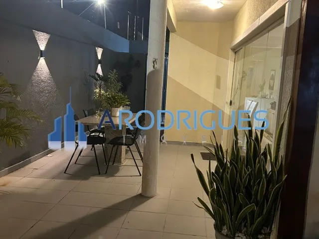 Imagem: Casa Duplex á Venda em Pitangueiras Lauro