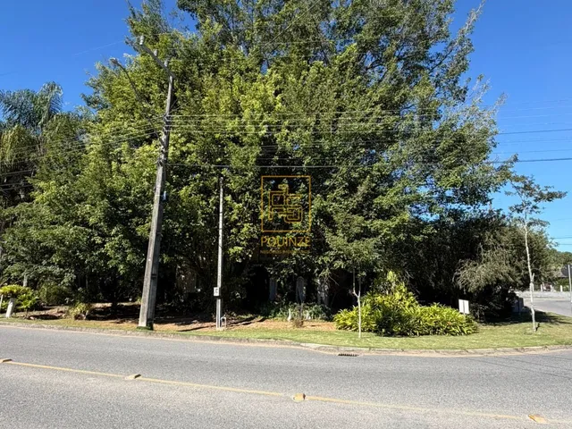 Imagem 3: Terreno de Esquina com Edificação